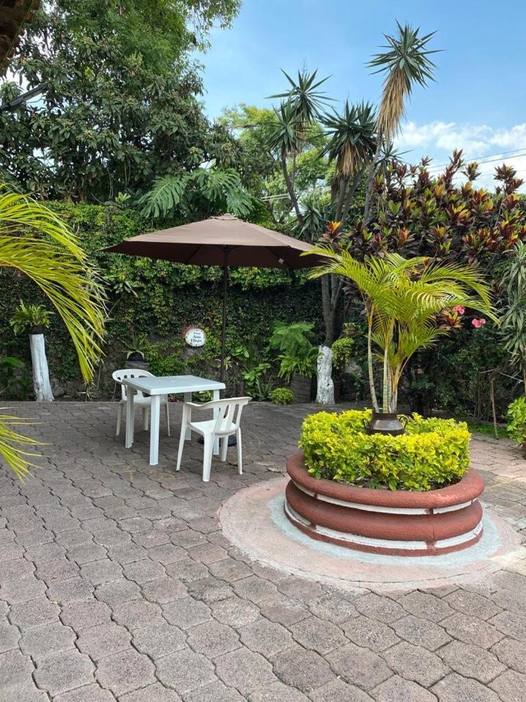 Quinta Angeles Apartment เควนาวากา ภายนอก รูปภาพ